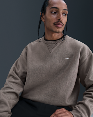 Nike Solo Swoosh Men's Fleece Crew. Nike.com